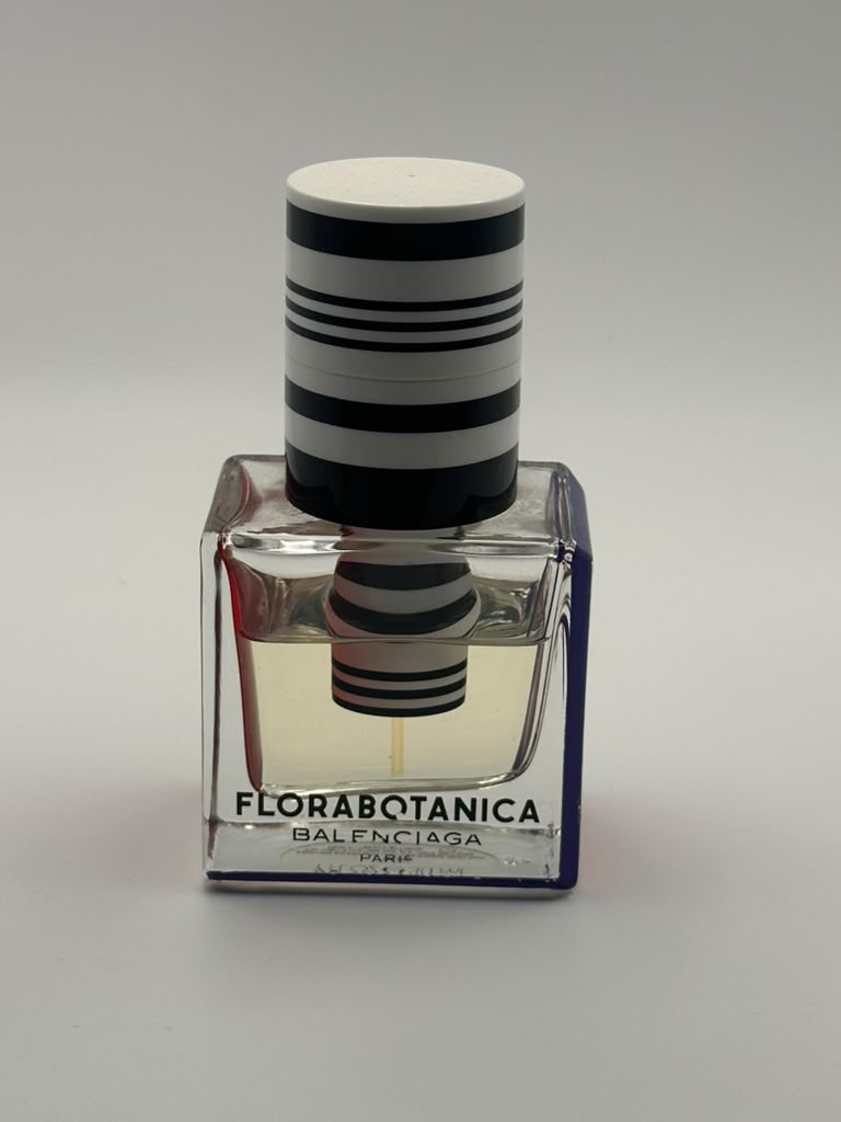 Florabotanica Balenciaga Perfume Eau De Parfum Spray 1oz / 30ml Perfume For Women - image 1