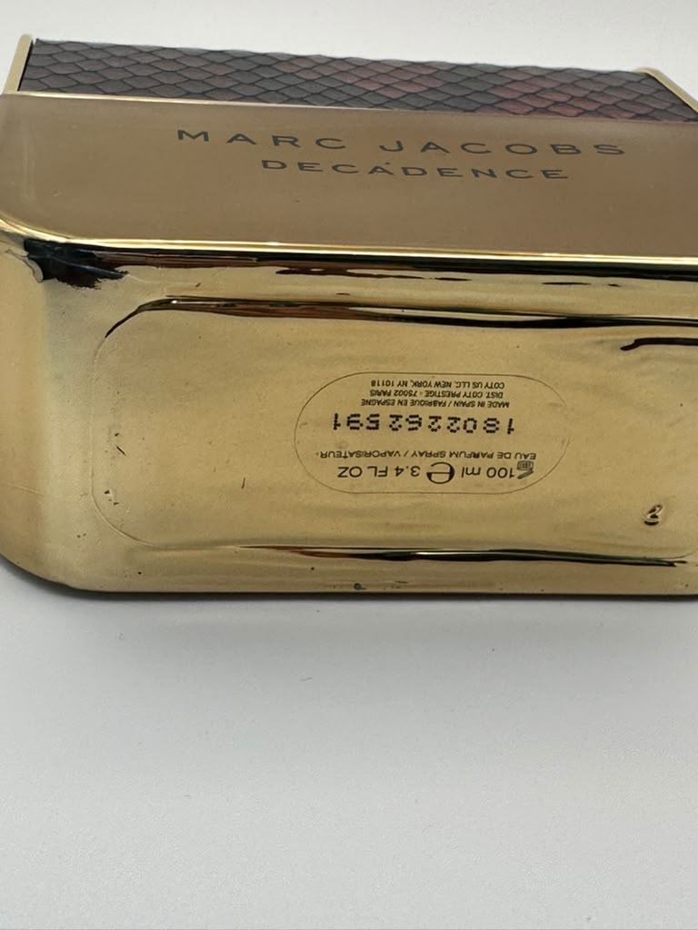 Marc Jacobs Decadence Eau De Parfum 3.4oz / 100ml For Women Perfume Spray One Eight K Edition - image 2
